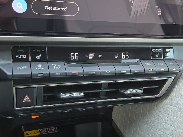 Used 2025 Toyota Camry XLE FWD image 26