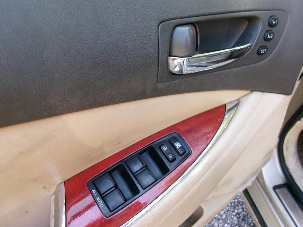 Used 2010 Lexus ES 350 FWD image 7