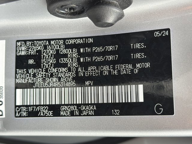 Used 2024 Toyota 4Runner SR5 image 28