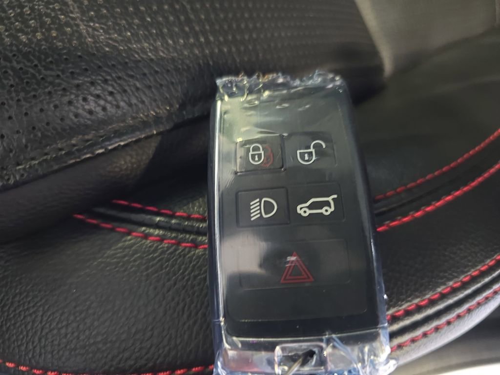 Used 2020 Jaguar E-PACE Checkered Flag AWD/4WD image 37