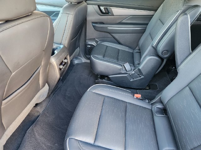 Used 2026 Buick Enclave Sport Touring FWD image 30