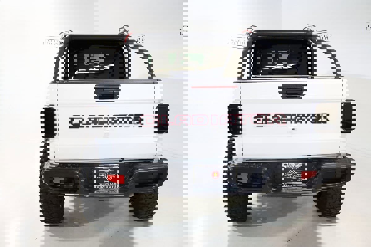 Used 2025 Jeep Gladiator Sport image 36