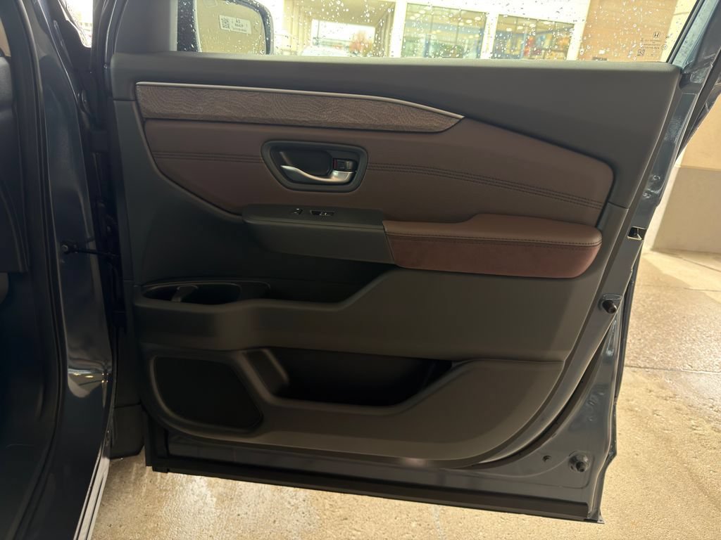 Used 2026 Honda Pilot Elite image 27