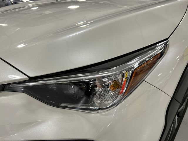 Certified 2025 Subaru Crosstrek 2.5i Premium AWD/4WD image 7