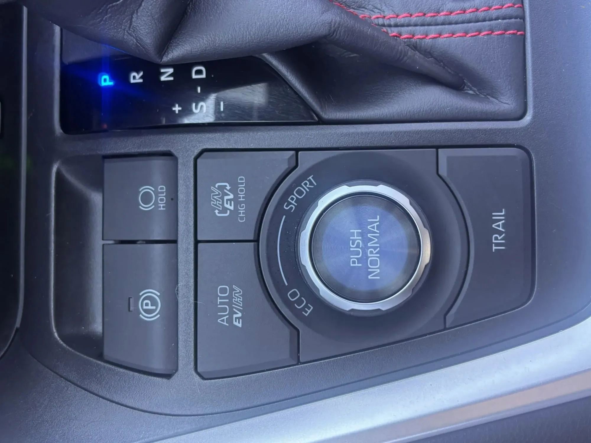 Used 2024 Toyota RAV4 XSE w/ Weather Package image 12
