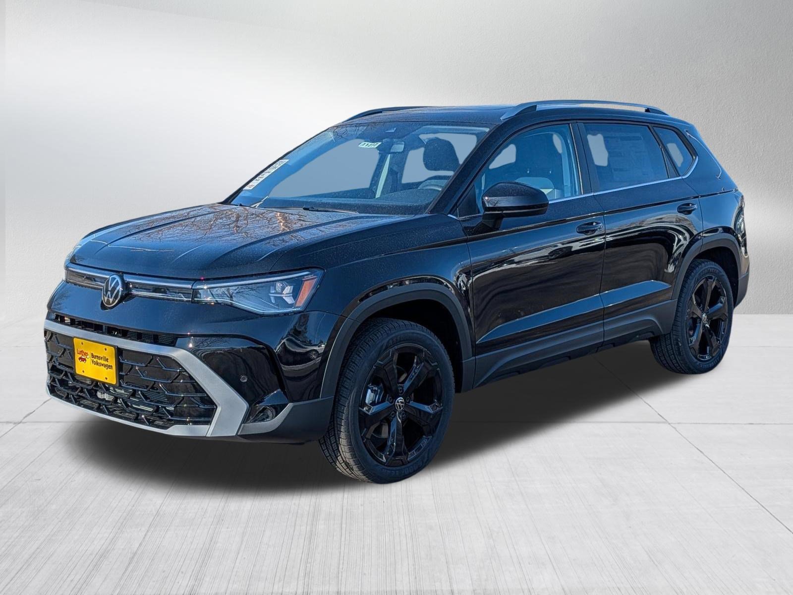 New 2026 Volkswagen Taos SEL AWD/4WD image 2