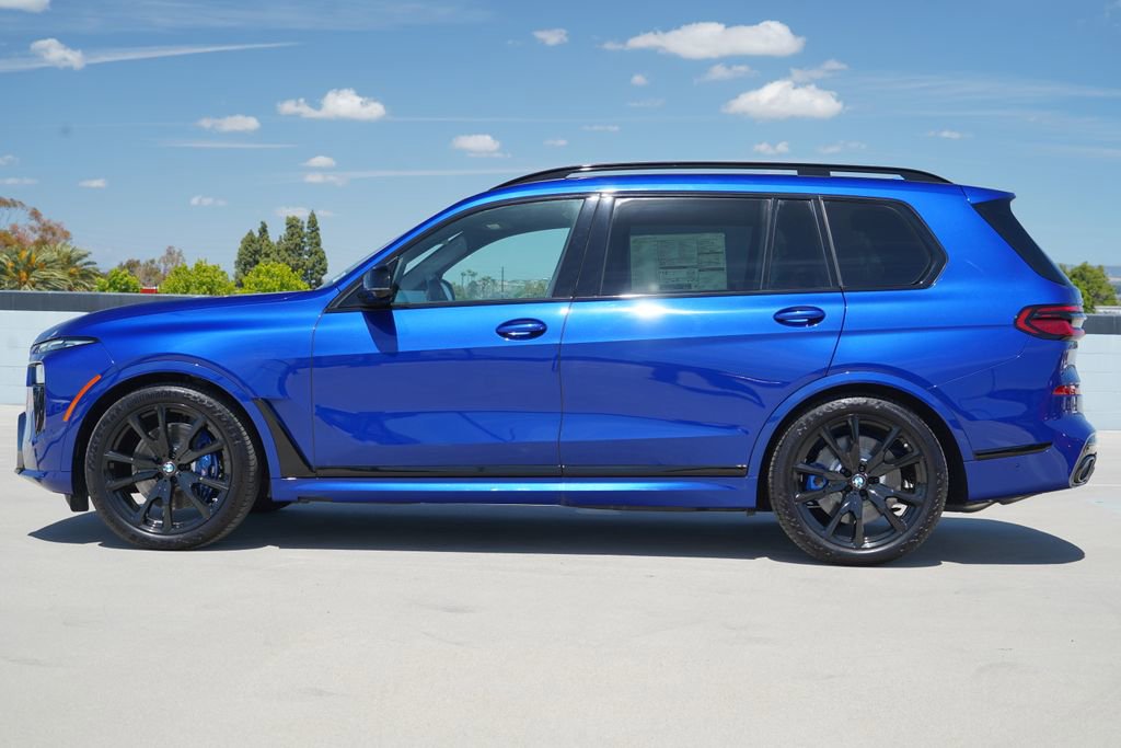 New 2026 BMW X7 M60i image 4