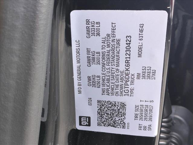 Used 2024 GMC Canyon AT4 w/ AT4 Premium Package image 25