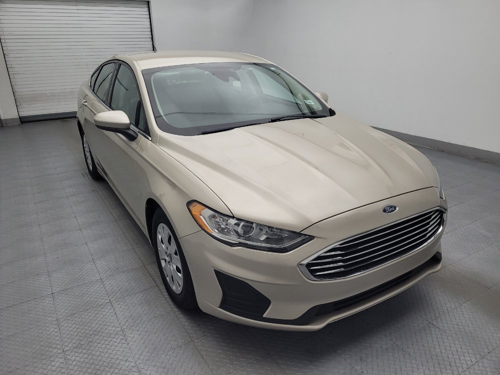 Used 2019 Ford Fusion S FWD image 13