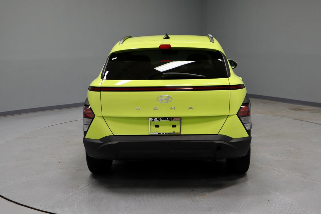 Used 2024 Hyundai Kona SEL FWD image 9