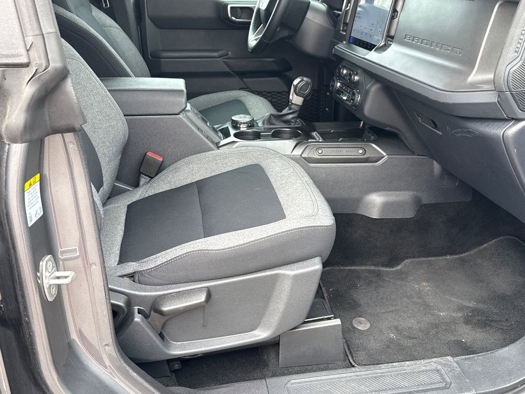 Used 2025 Ford Bronco Big Bend image 13