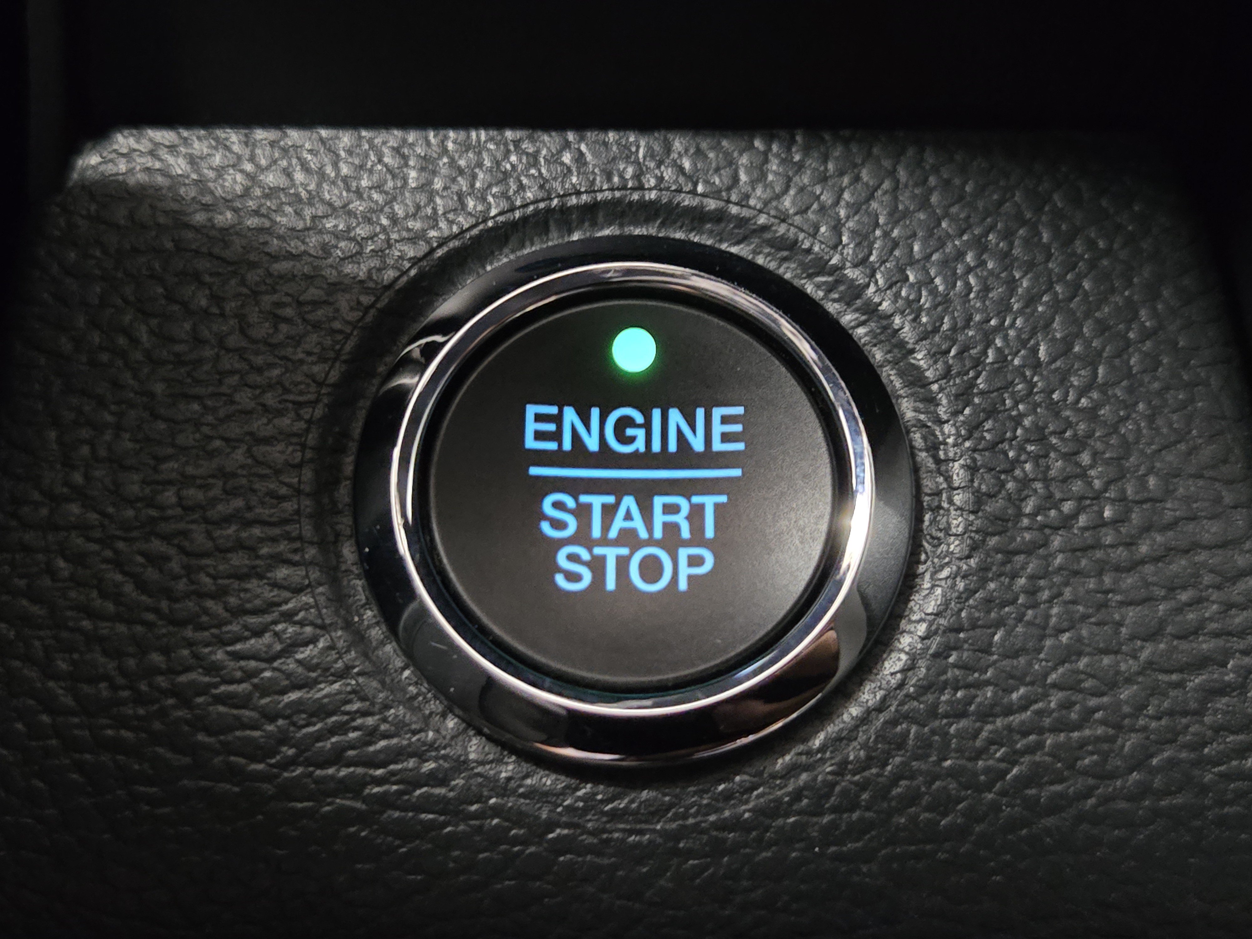 Used 2022 Ford F250 Lariat w/ Tremor Off-Road Package AWD/4WD image 22