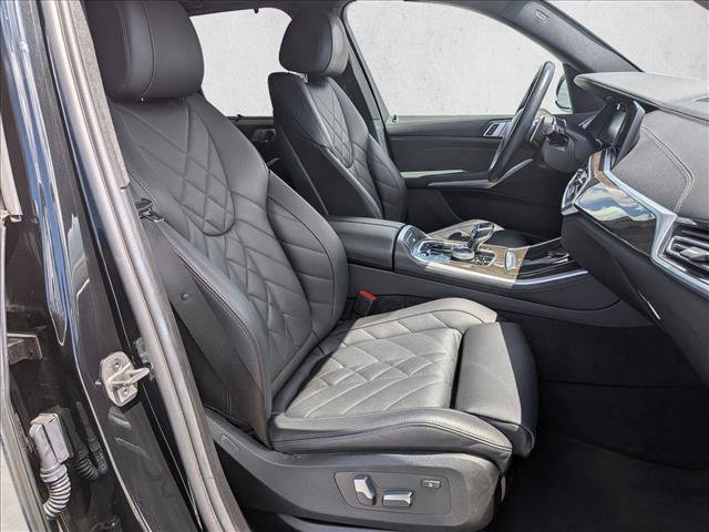 Used 2023 BMW X5 xDrive45e w/ Executive Package AWD/4WD image 22