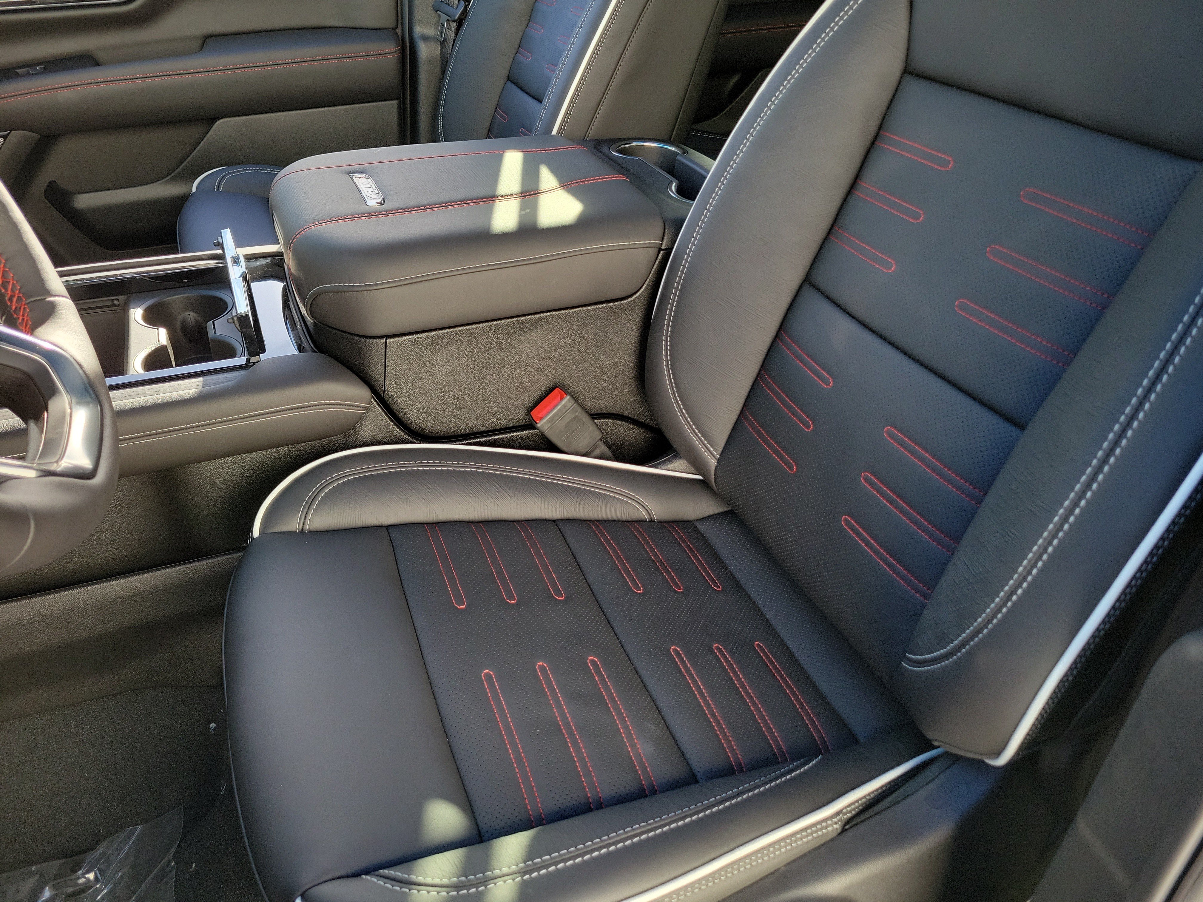 New 2027 GMC Yukon AT4 Ultimate AWD/4WD image 23