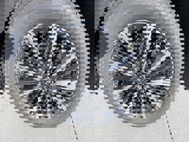 New 2026 Nissan Pathfinder Platinum image 30