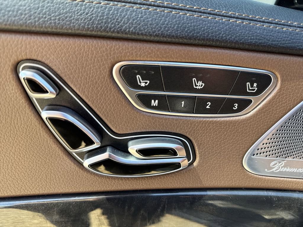 Used 2020 Mercedes-Benz S 560 Sedan w/ AMG Line Exterior image 12