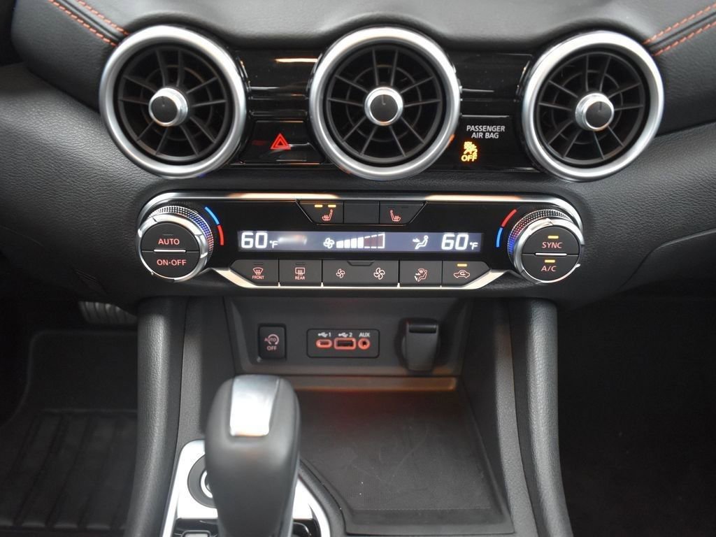 New 2025 Nissan Sentra SR image 11