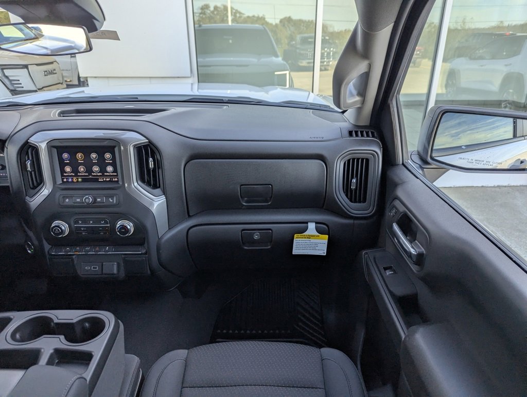 New 2026 GMC Sierra 1500 Pro w/ Graphite Edition image 4