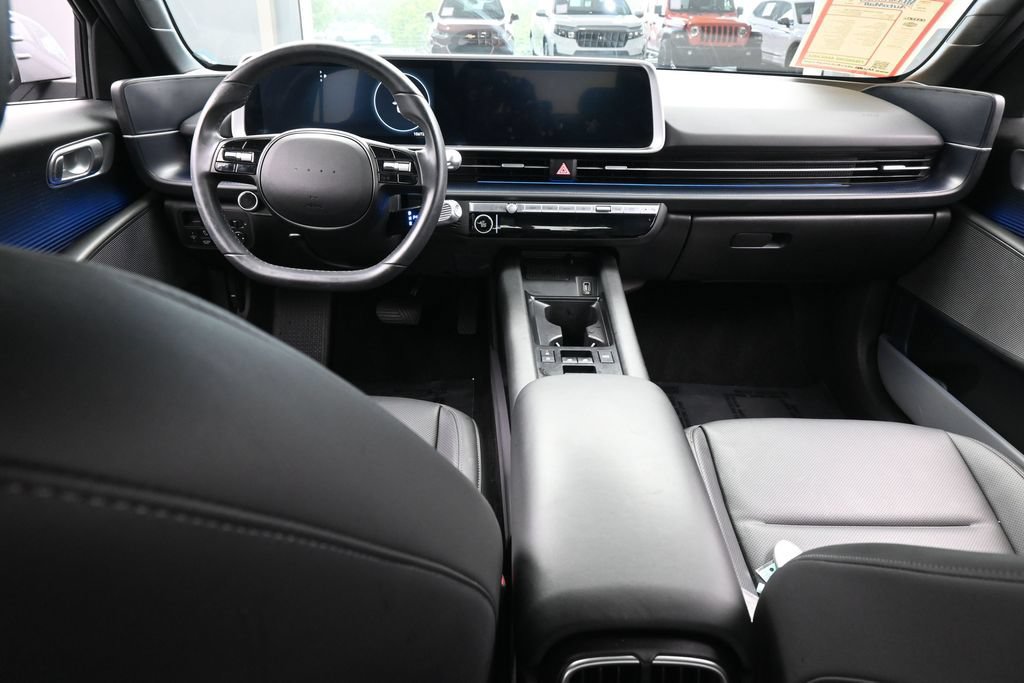 Used 2025 Hyundai Ioniq 6 SEL RWD image 35