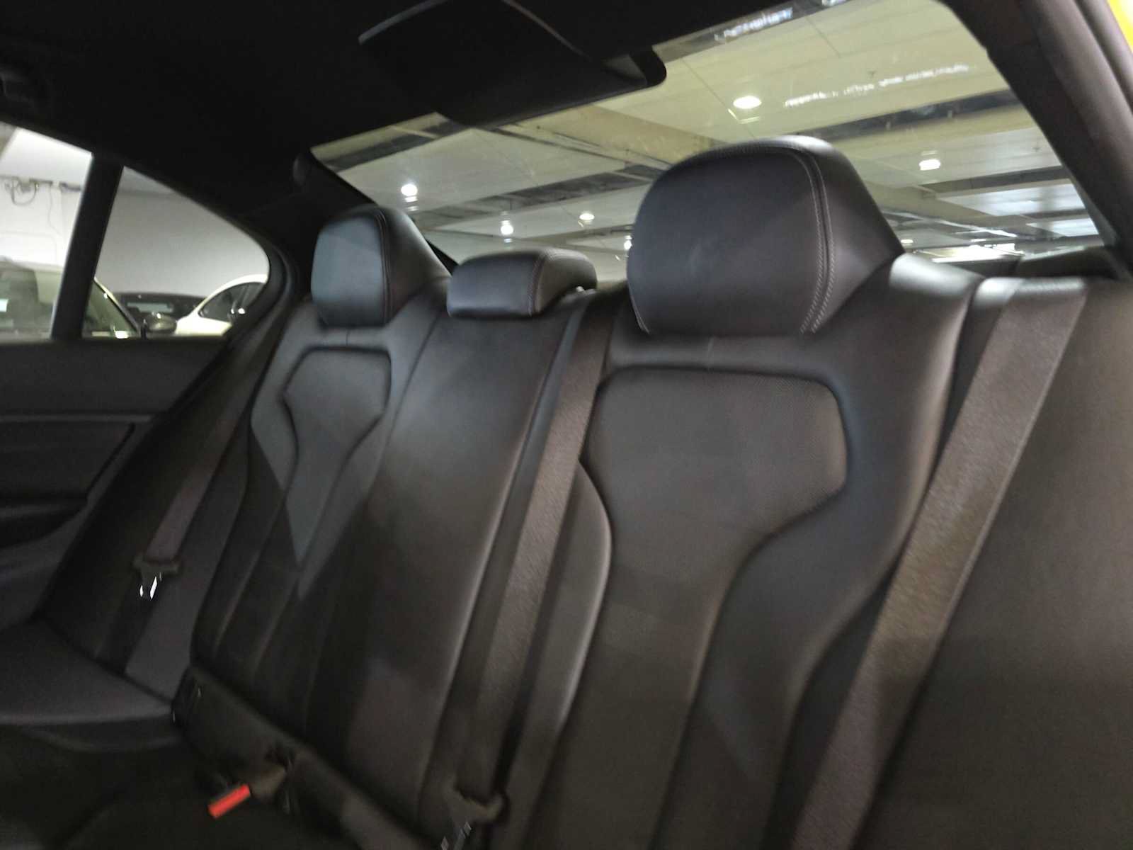 Used 2018 BMW M3 RWD image 17