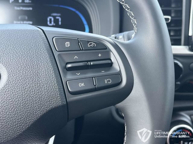New 2026 Hyundai Venue SEL FWD image 18