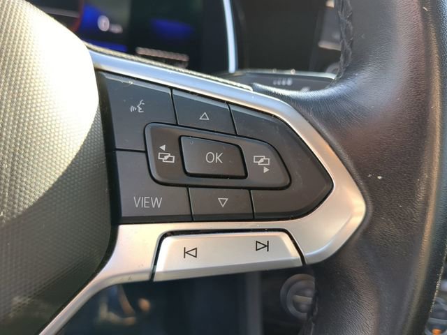 Certified 2023 Volkswagen Jetta SE w/ Panoramic Sunroof Package image 28