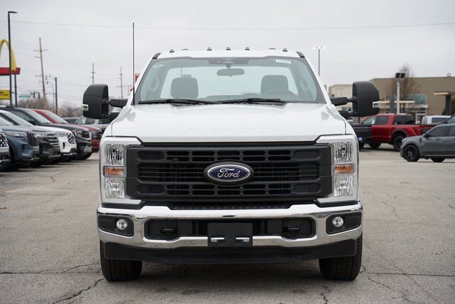 New 2023 Ford F350 XL w/ XL Chrome Package image 2