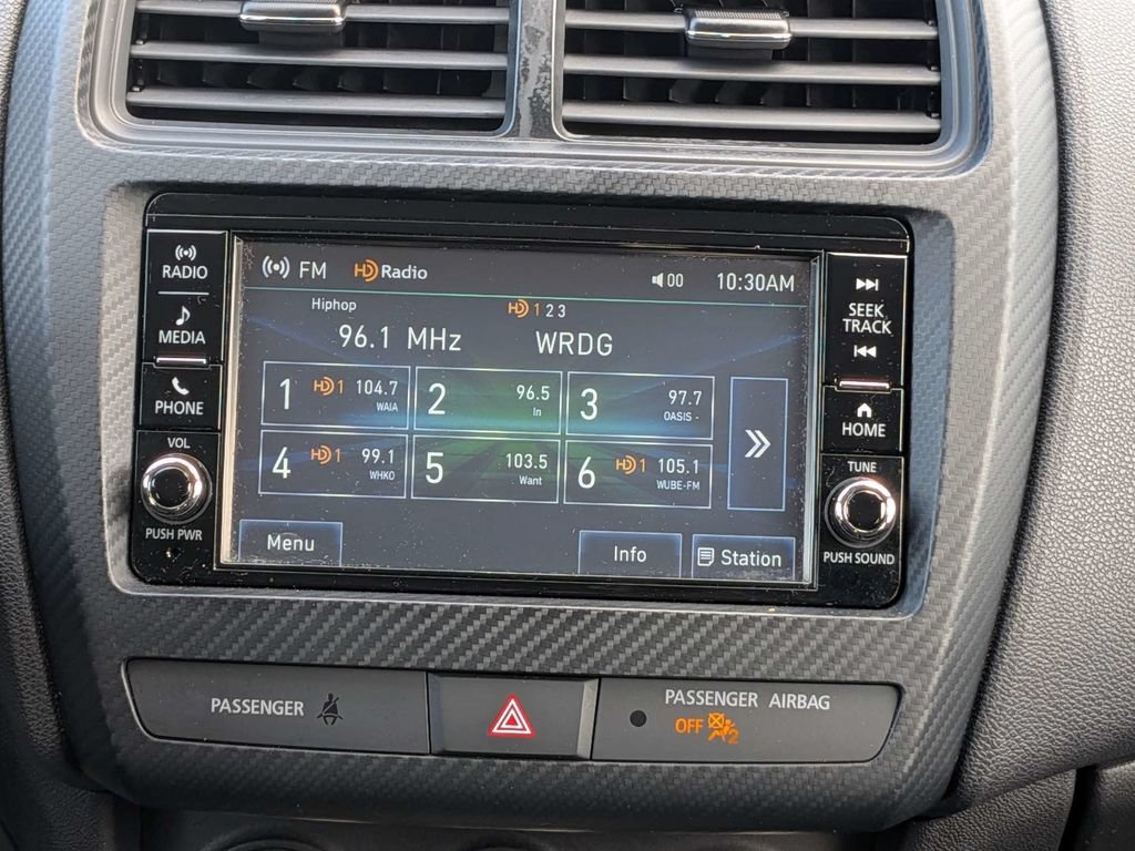 Used 2024 Mitsubishi Outlander Sport ES AWD/4WD image 17