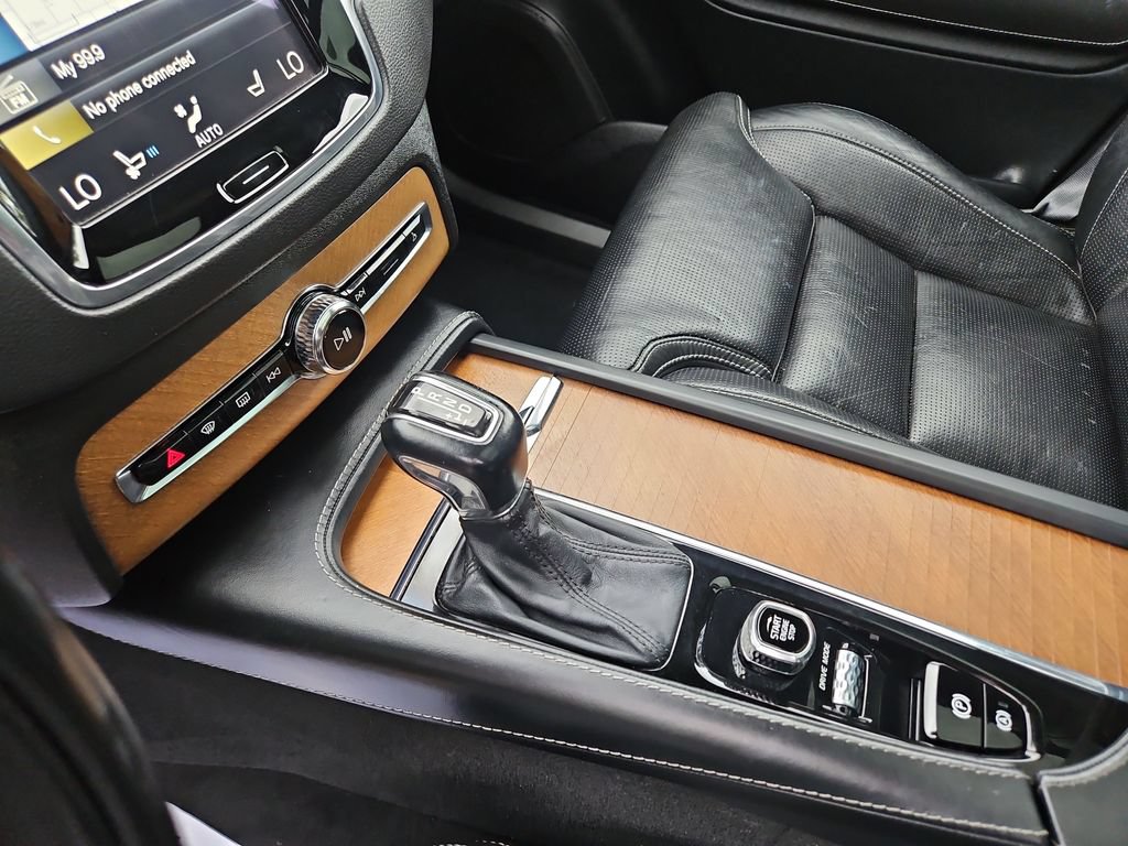 Used 2018 Volvo XC90 T6 Inscription w/ Convenience Package AWD/4WD image 25