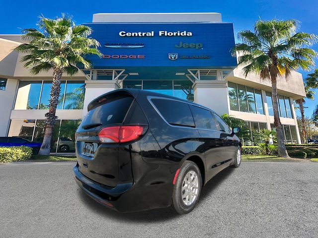 New 2026 Chrysler Voyager LX FWD image 5
