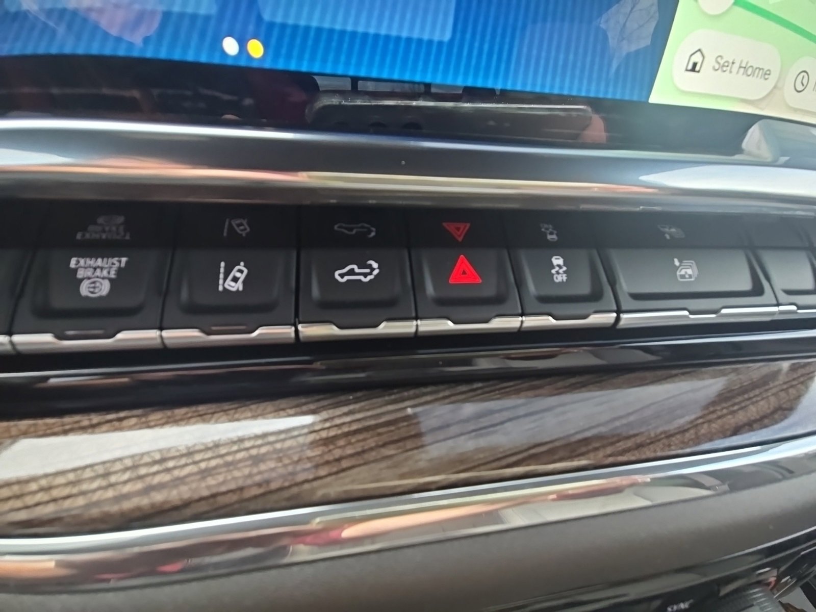 Used 2025 Chevrolet Silverado 2500 LT image 24