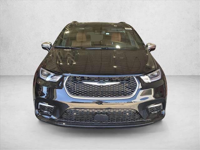 New 2026 Chrysler Pacifica Pinnacle image 2