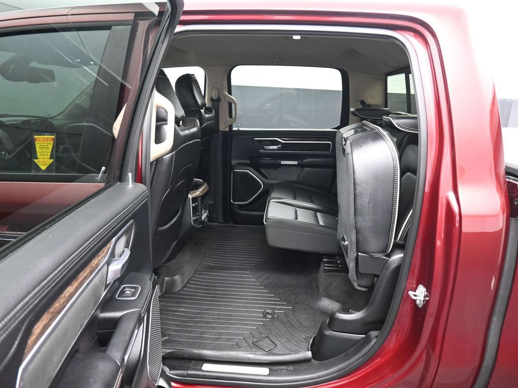 Used 2020 RAM 1500 Laramie AWD/4WD image 38