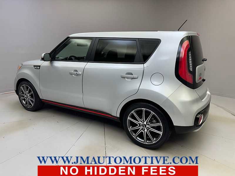 Used 2018 Kia Soul ! w/ Tech Package image 3