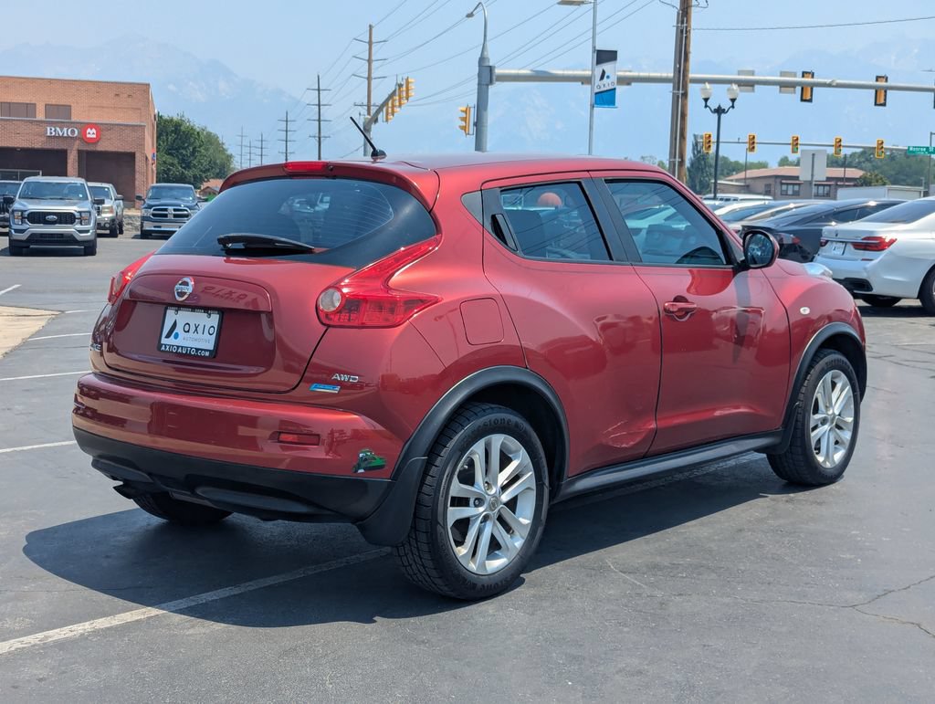 Used 2013 Nissan Juke S AWD/4WD image 4