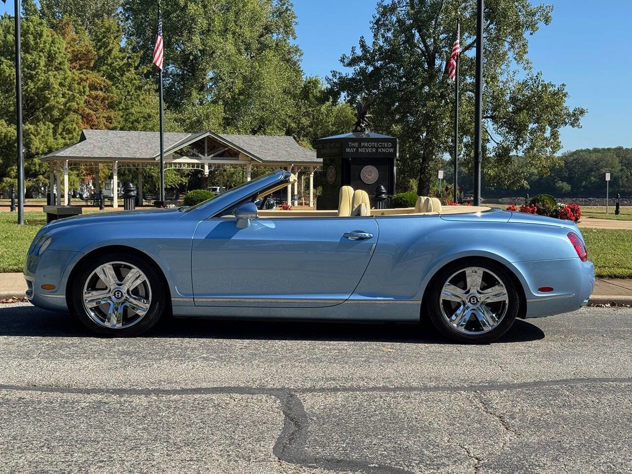Used 2007 Bentley Continental GTC image 1