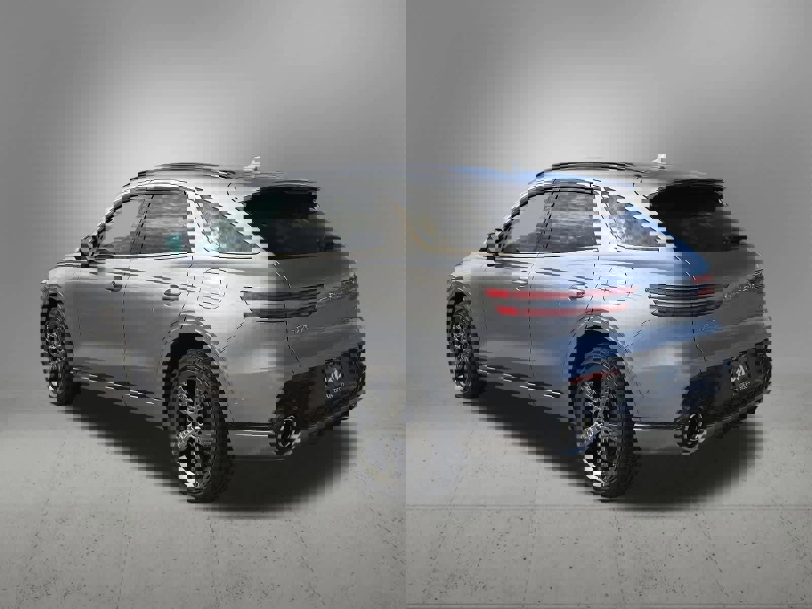 Used 2023 Genesis GV70 2.5T w/ Sport Prestige Package image 4