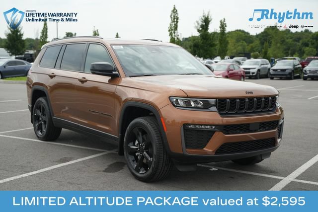 New 2026 Jeep Grand Cherokee L Limited w/ Limited Altitude Package AWD/4WD image 1