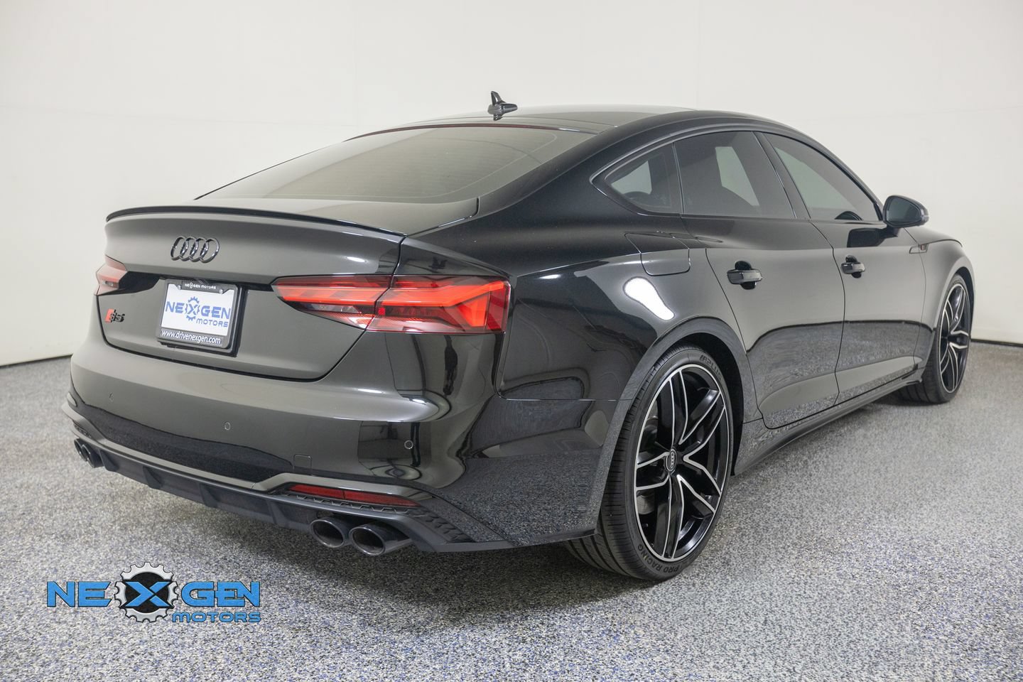 Used 2025 Audi S5 Premium Plus w/ Premium Plus Package AWD/4WD image 8