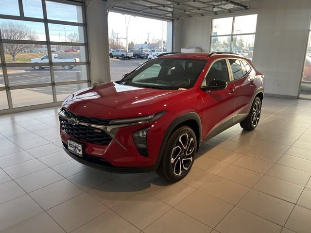 New 2026 Chevrolet Trax RS w/ Driver Confidence Package FWD image 3