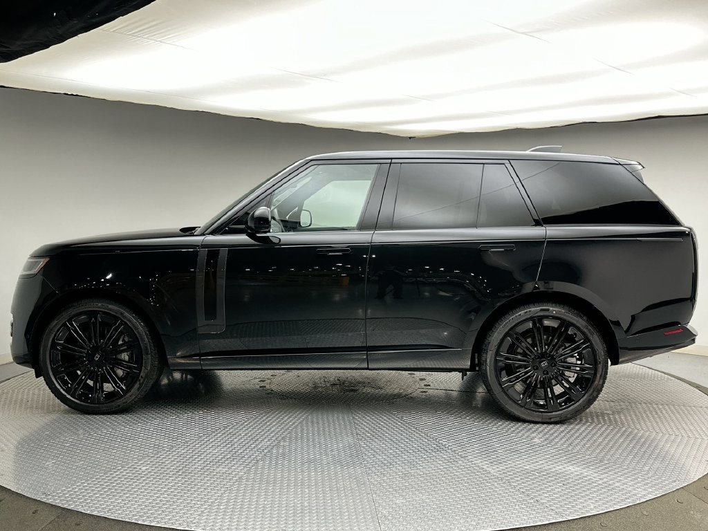 New 2027 Land Rover Range Rover SE AWD/4WD image 2