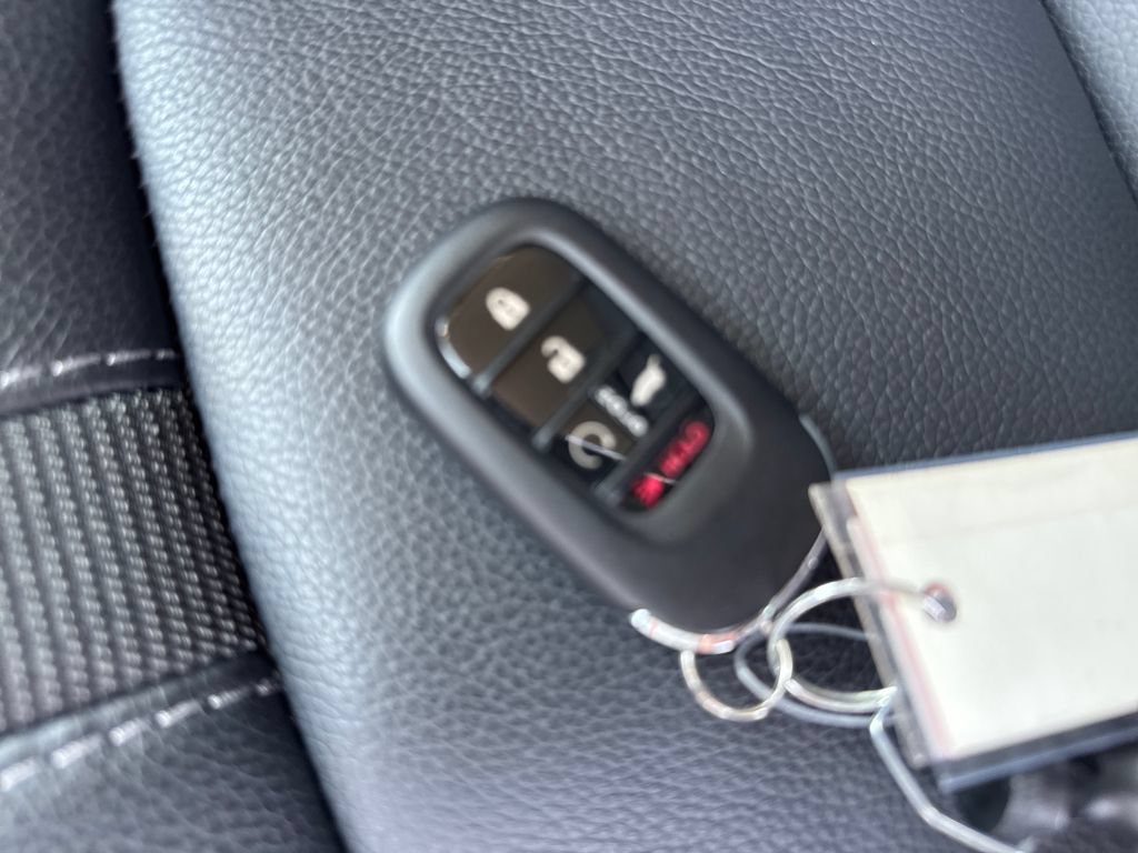 Used 2023 Honda Pilot EX-L image 39