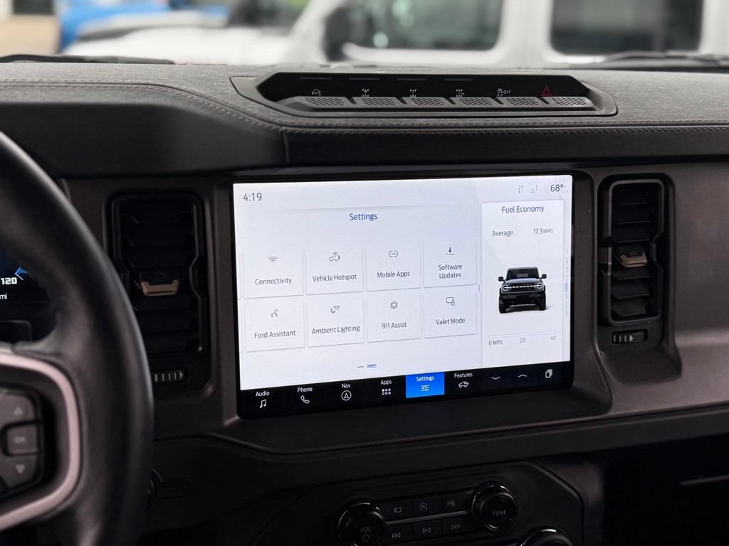 Used 2025 Ford Bronco Badlands AWD/4WD image 24