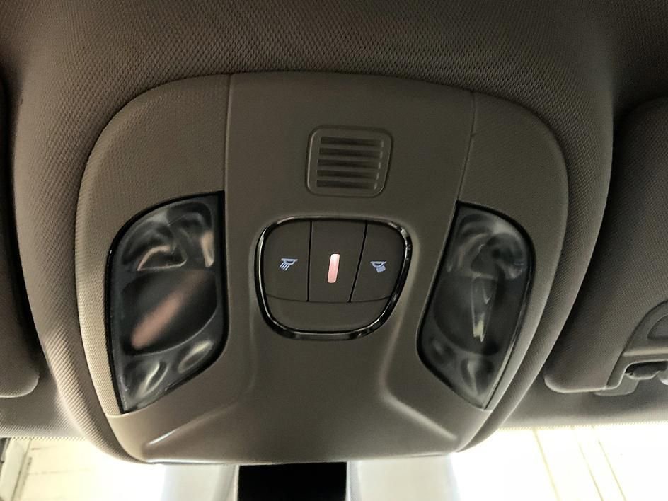 Used 2018 Jeep Compass Latitude w/ Popular Equipment Group AWD/4WD image 27