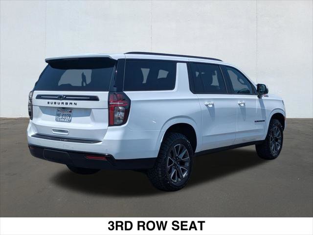 Used 2023 Chevrolet Suburban Z71 w/ Luxury Package AWD/4WD image 5
