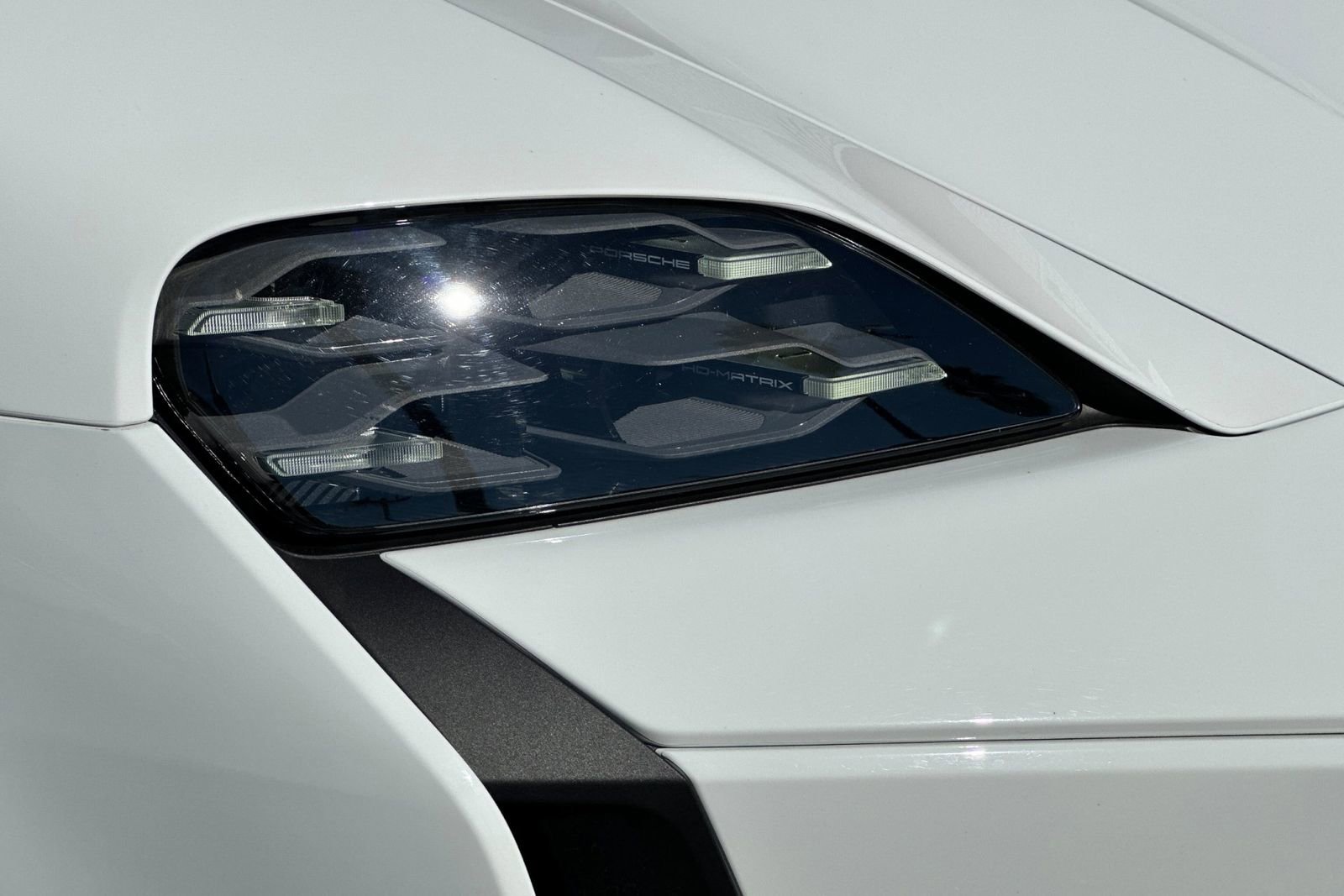 Certified 2025 Porsche Taycan Turbo image 37