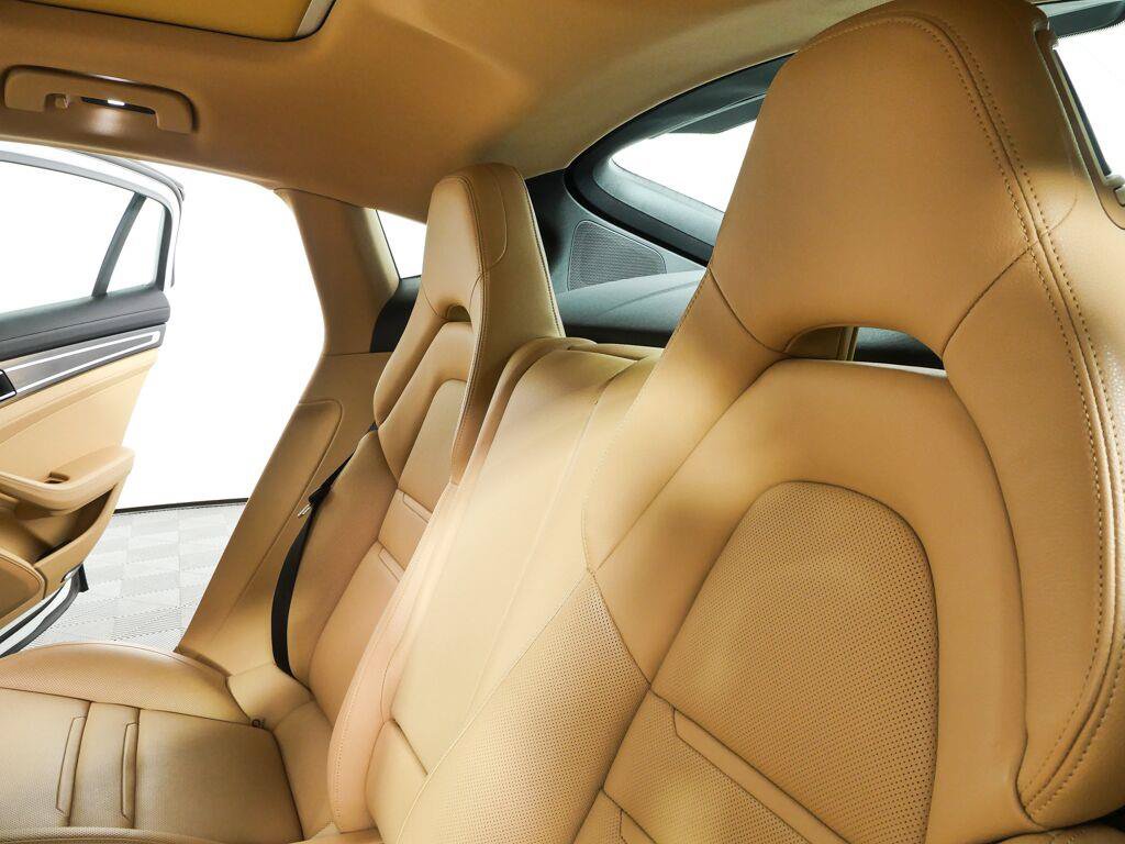 Certified 2018 Porsche Panamera 4S AWD/4WD image 23