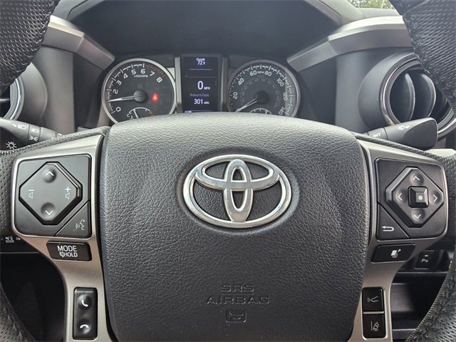 Used 2020 Toyota Tacoma SR5 image 35