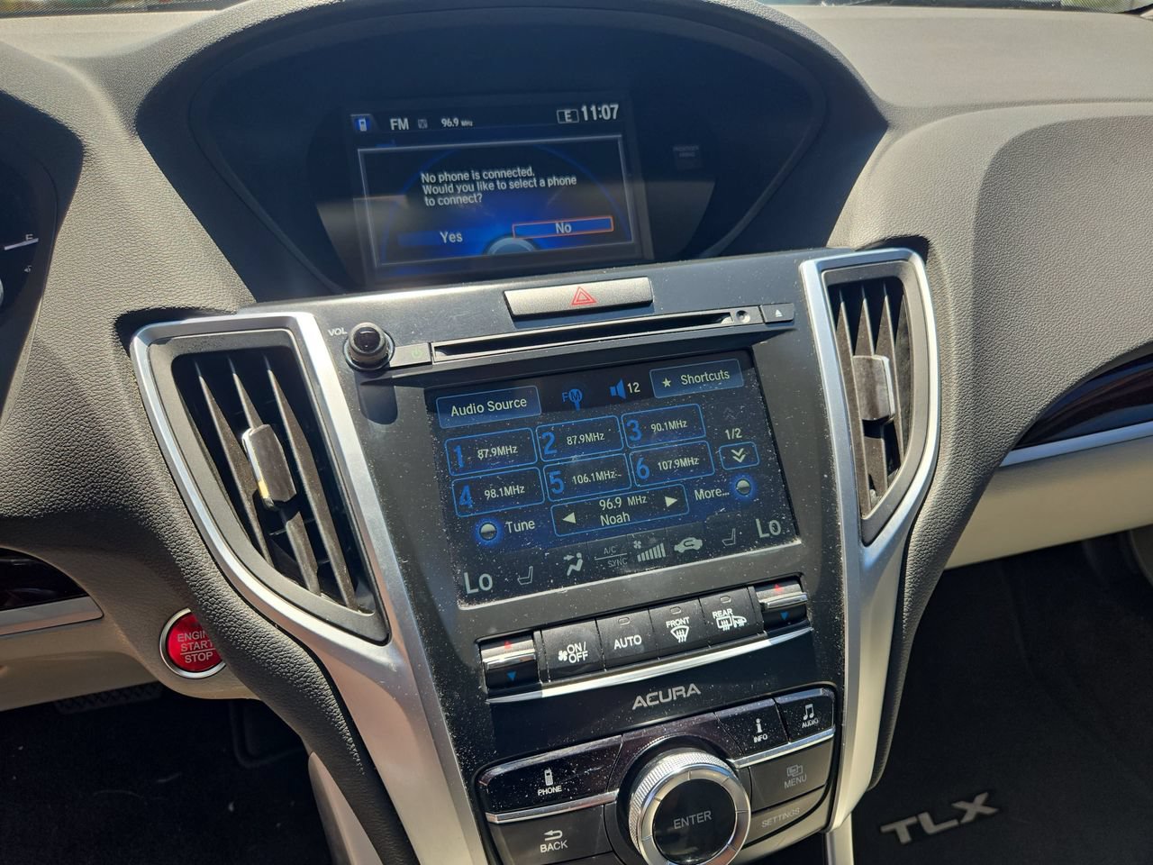 Used 2016 Acura TLX FWD image 16