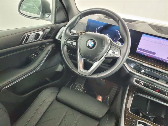 Used 2025 BMW X5 xDrive40i w/ Parking Assistance Package AWD/4WD image 50